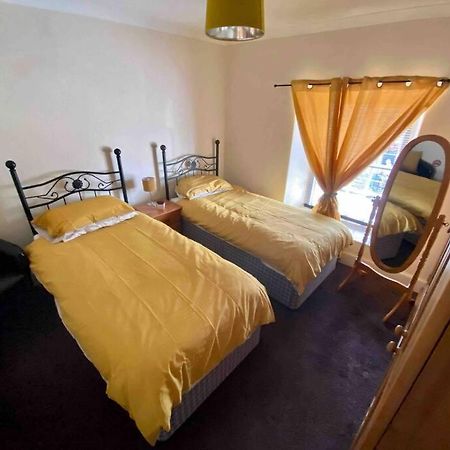 Digs Dre-Tremadog Apartamento Exterior foto